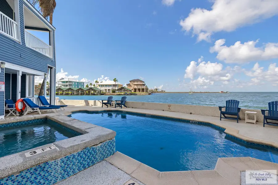 201 S Harbor Dr, Port Mansfield, TX 78598 - #3