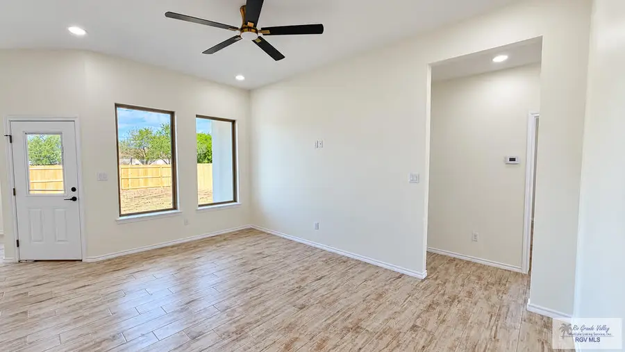 17941 Spruce St, Harlingen, TX 78552 - #3