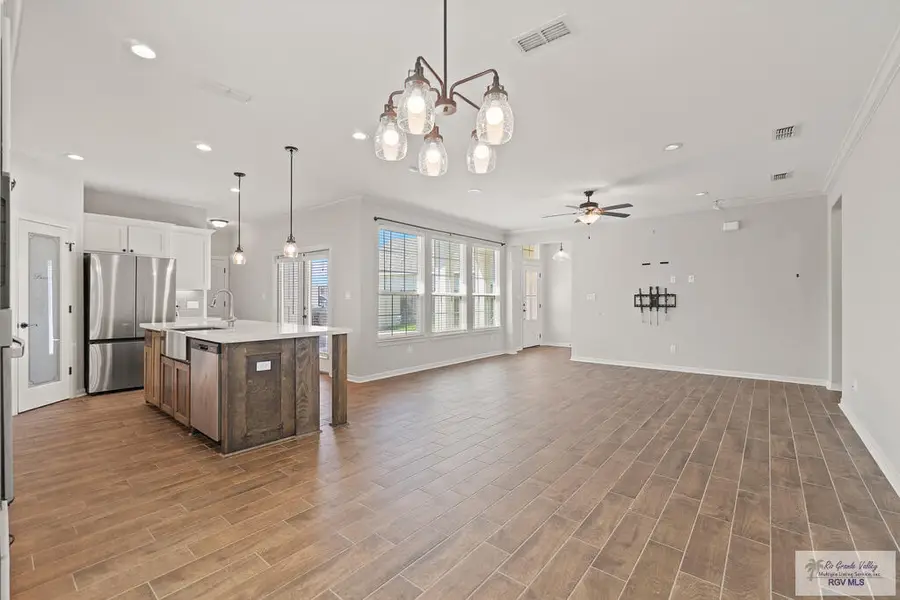 2424 Grove Ln, Brownsville, TX 78526 - #3