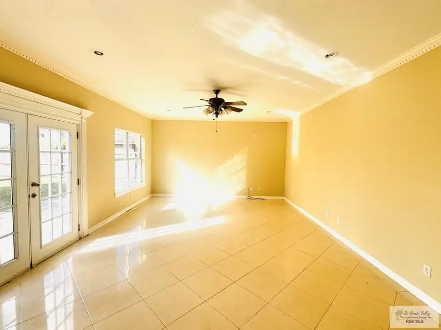 40 Rain Tree Path, Brownsville, TX 78520 - #3