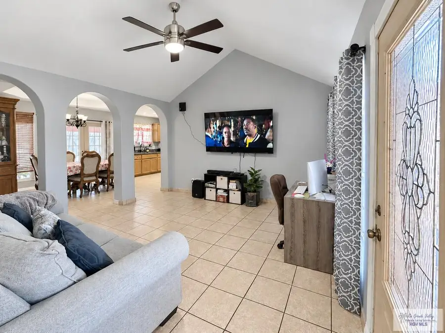 2308 Frankfurt St., Brownsville, TX 78520 - #2