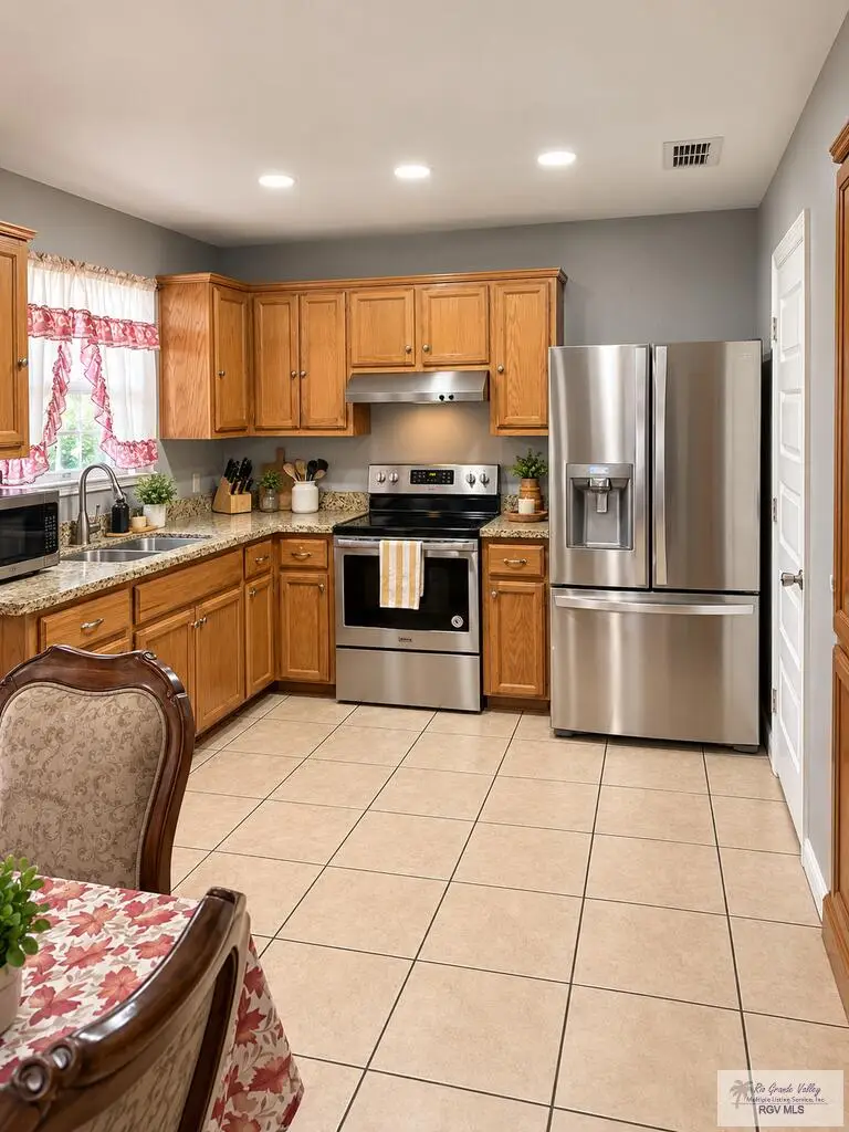 2308 Frankfurt St., Brownsville, TX 78520 - #3