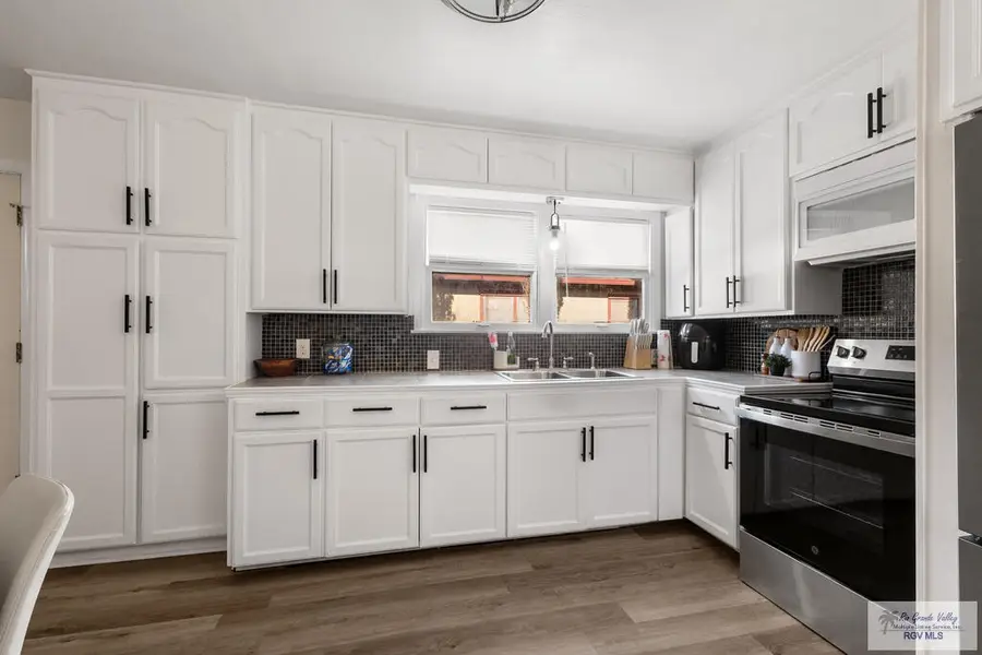 1821 E Van Buren Ave., Harlingen, TX 78550 - #3