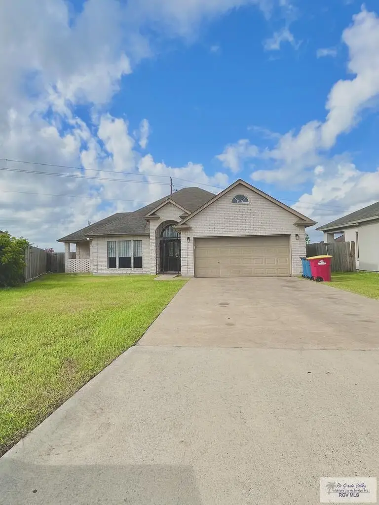 24 Michoacan Ct, Brownsville, TX 78526 - #1