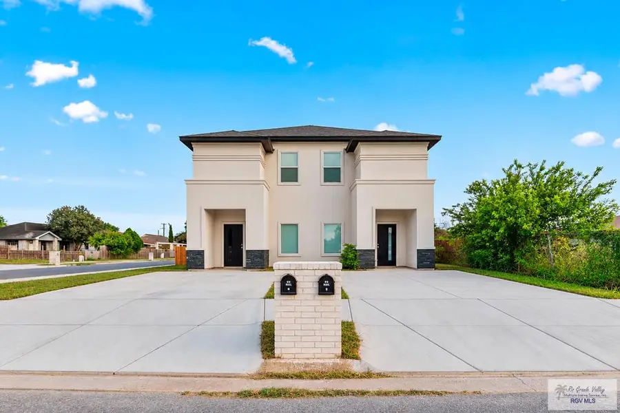 474 Lampasas St, Brownsville, TX 78521 - #2