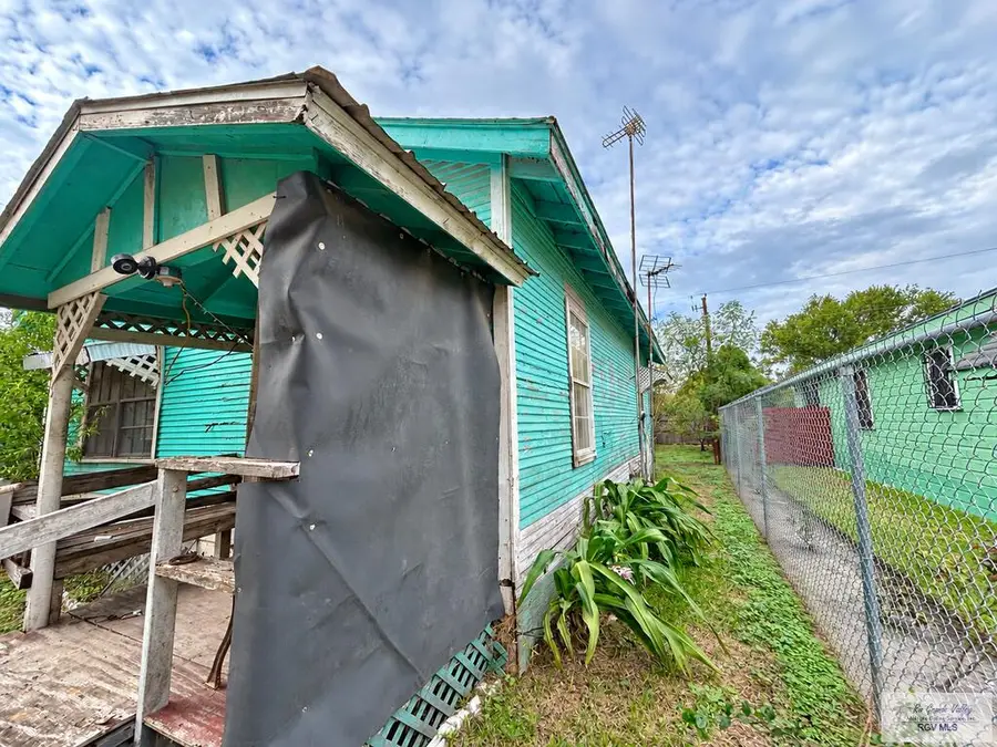 2725 Tulipan St., Brownsville, TX 78521 - #3