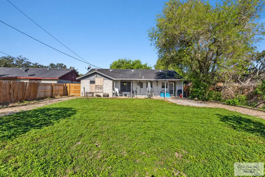 918 S Houston St #5, Harlingen, TX 78550 - #2