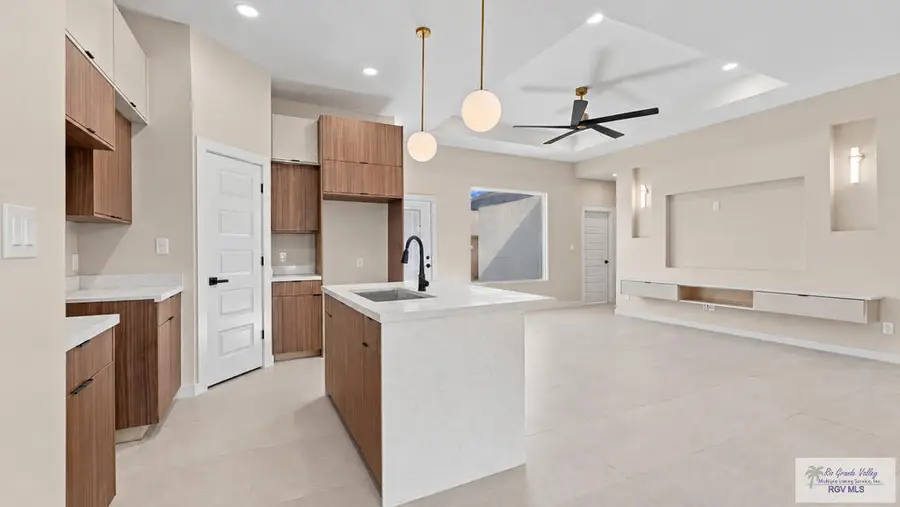 1153 Miami, Brownsville, TX 78521 - #2