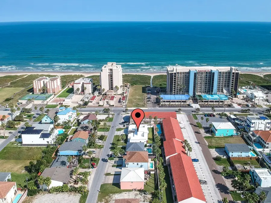 129 E Kingfish St., South Padre Island, TX 78597 - Image #2