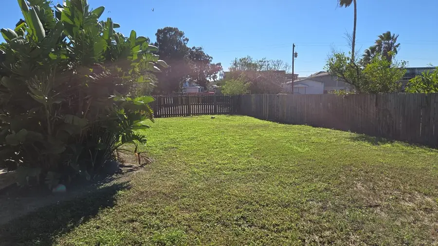 906 W Polk, Port Isabel, TX 78578 - Image #3