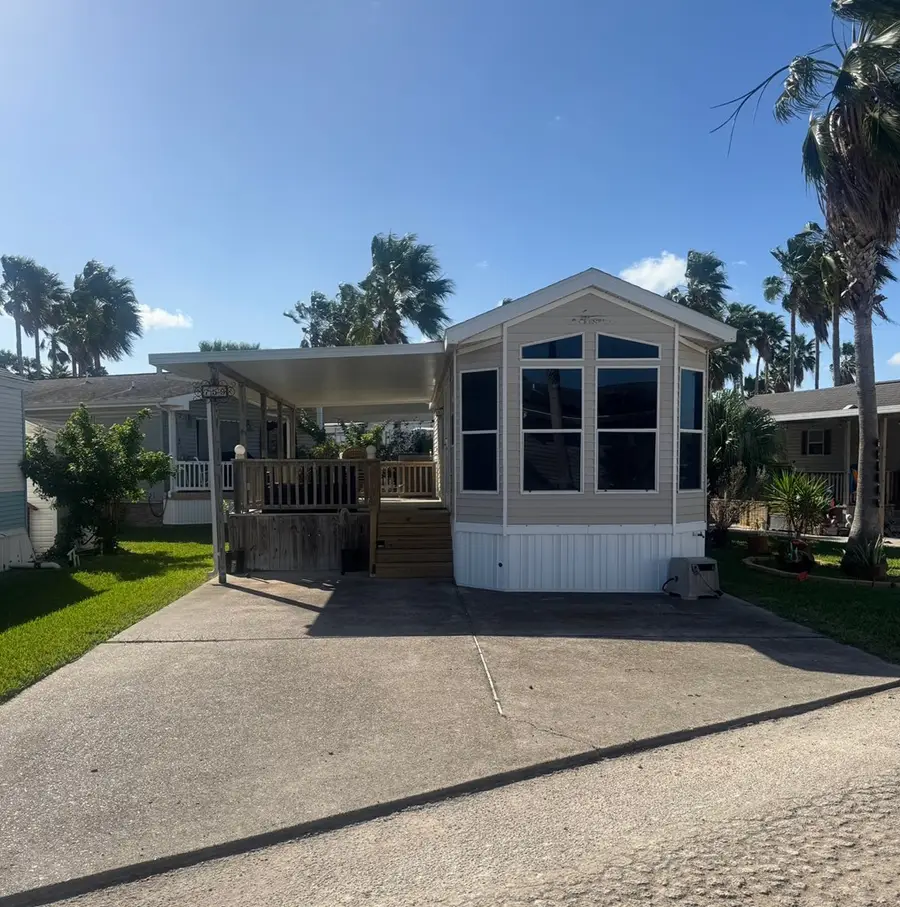 759 E Clam Circle, Port Isabel, TX 78578 - Image #3