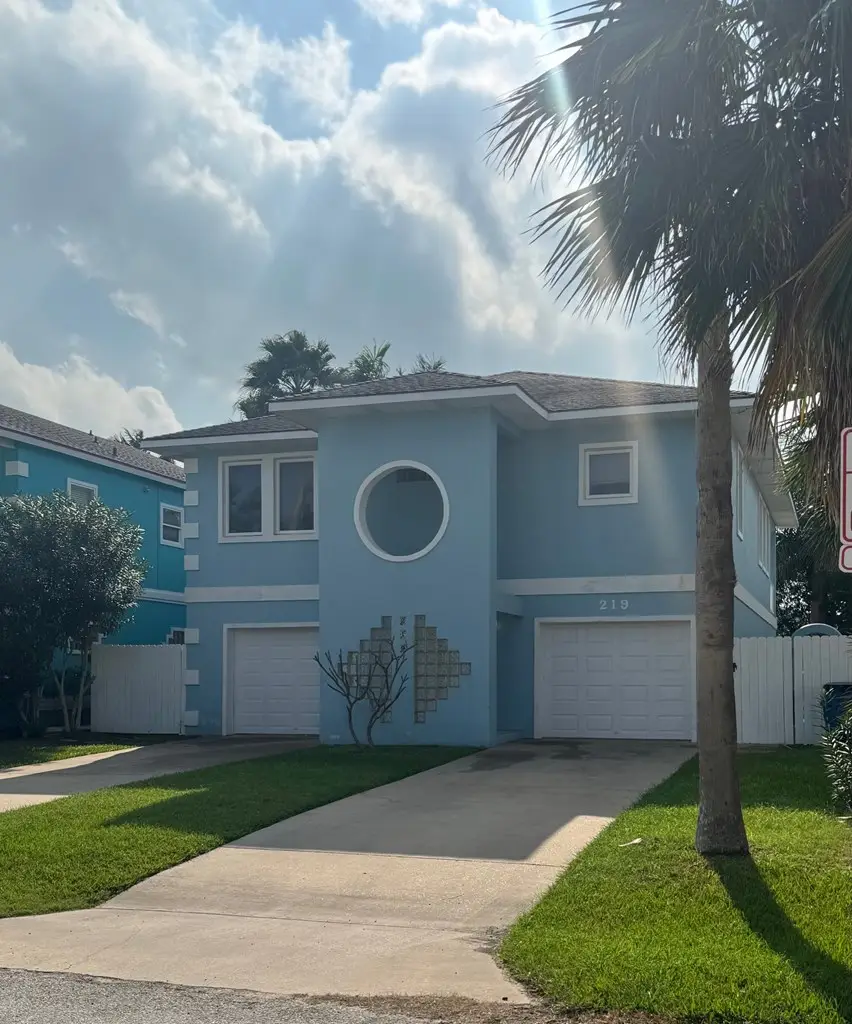 219 W Oleander St., South Padre Island, TX 78597 - Image #2