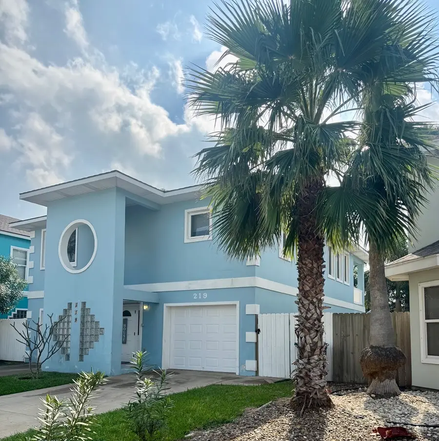 219 W Oleander St., South Padre Island, TX 78597 - Image #3
