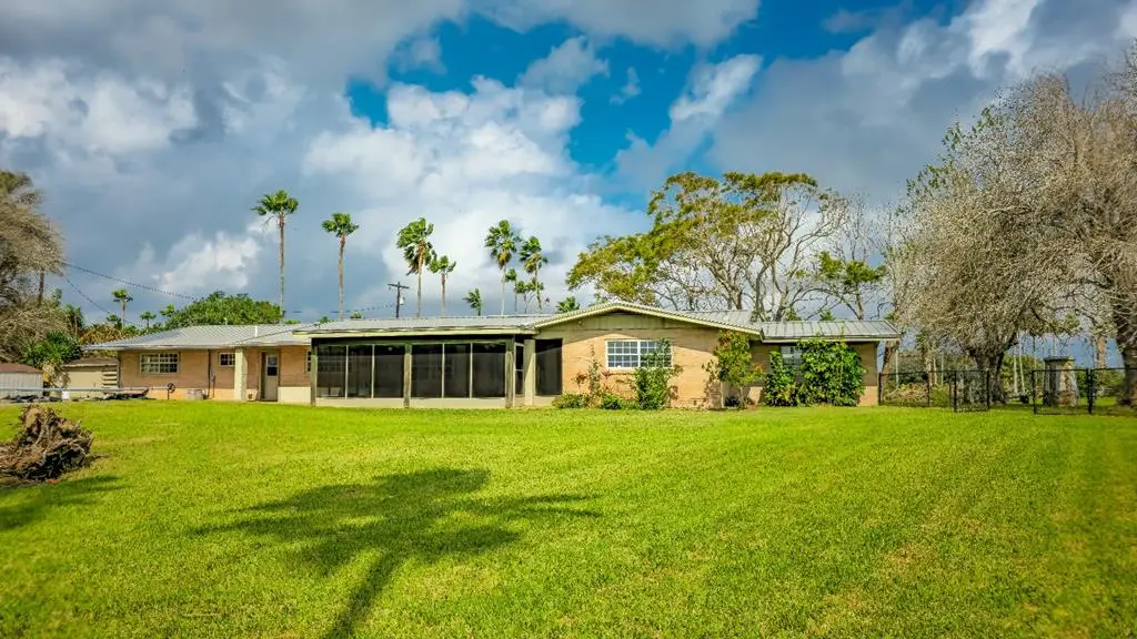 120 Chachalaca Dr., Bayview, TX 78566 - Image #1