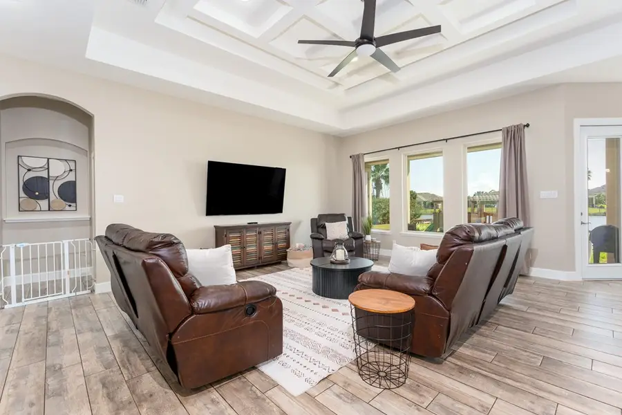 8 Sawgrass Court, Laguna Vista, TX 78578 - Image #3