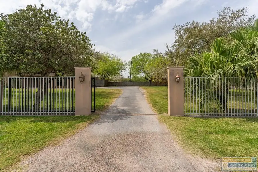 170 S San Roman, Bayview, TX 78566 - Image #2