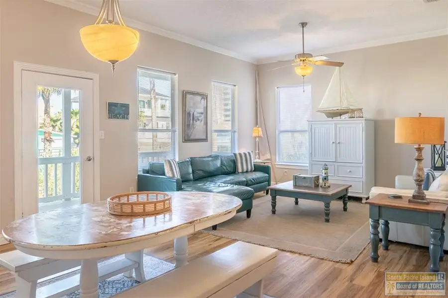 121 E Gardenia St., South Padre Island, TX 78597 - Image #3