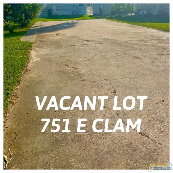 751 E Clam Circle, Port Isabel, TX 78578