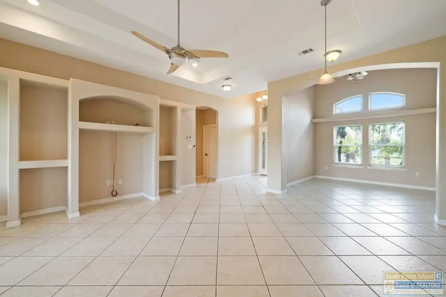 14 Cypress Point, Laguna Vista, TX 78578 - Image #3