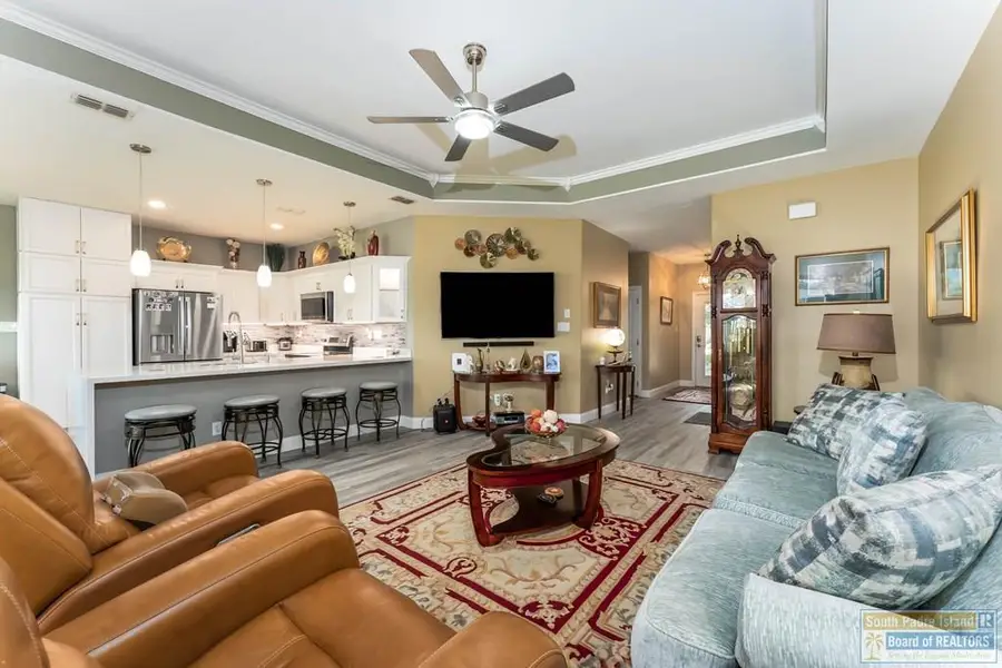 26 Torrey Pines Dr., Laguna Vista, TX 78578 - #2