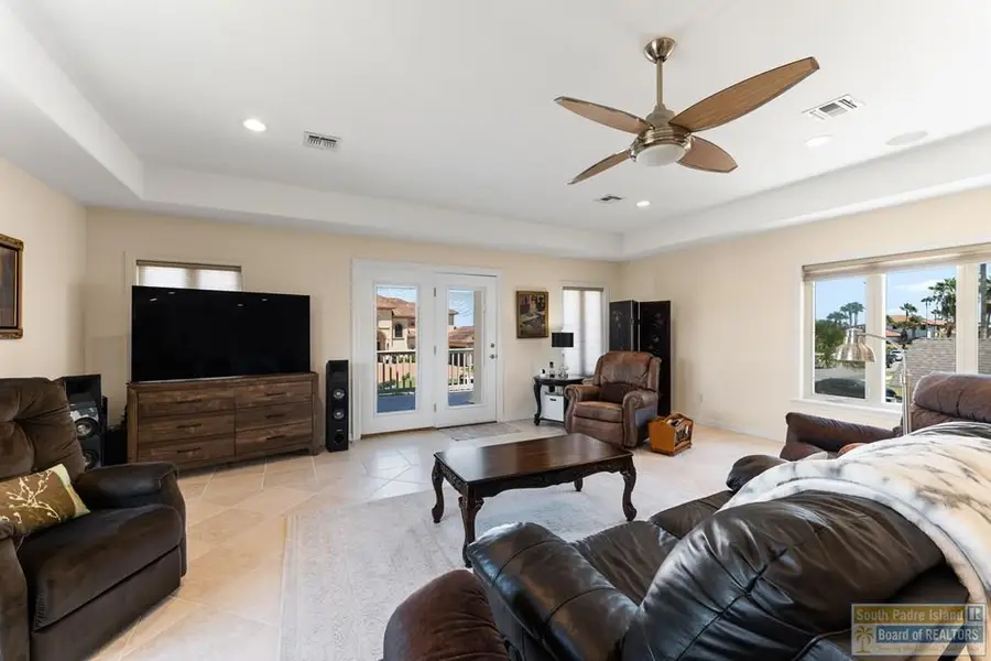 15 Laguna Madre Dr., Laguna Vista, TX 78578 - Image #2