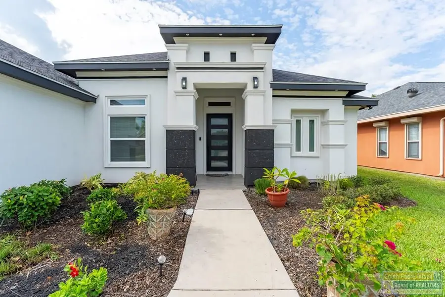 12 Spyglass Hill Dr., Laguna Vista, TX 78578 - Image #2