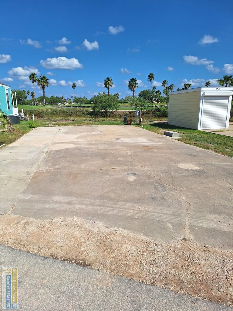 554 Sand Dollar Dr, Port Isabel, TX 78578 - Image #2