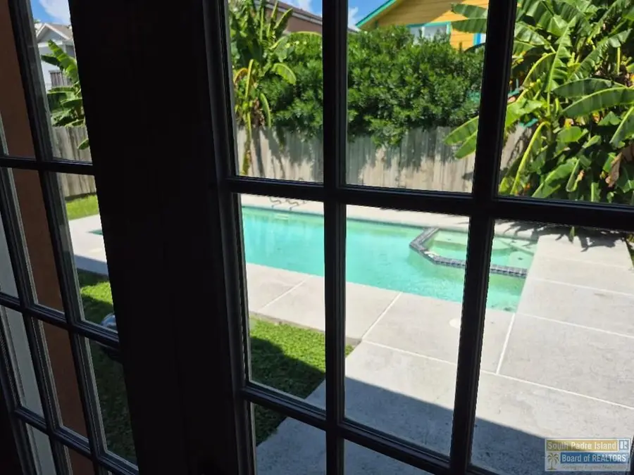 116 E Whiting St., South Padre Island, TX 78597 - Image #2