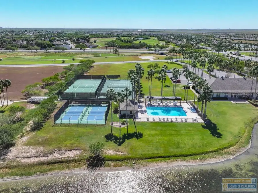 32 Bethpage Dr., Laguna Vista, TX 78578 - Image #2