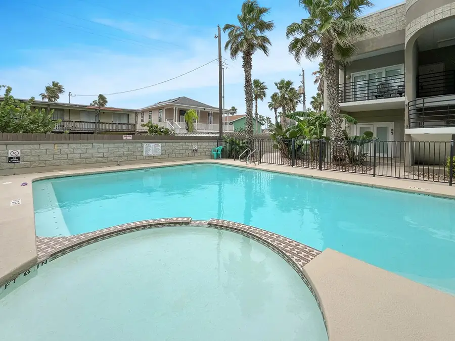 125 E Georgia Ruth Dr. #106F, South Padre Island, TX 78597 - Image #3