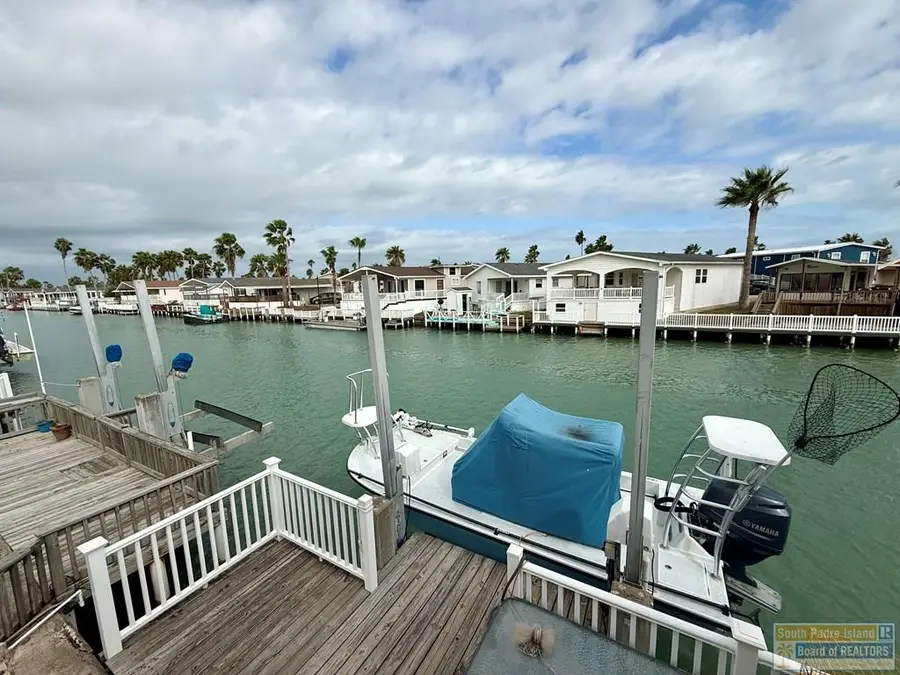 680 E Clam Circle, Port Isabel, TX 78578 - Image #2