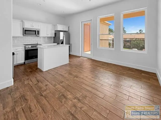 208 W Kingfish St. #3, South Padre Island, TX 78597 - Image #2