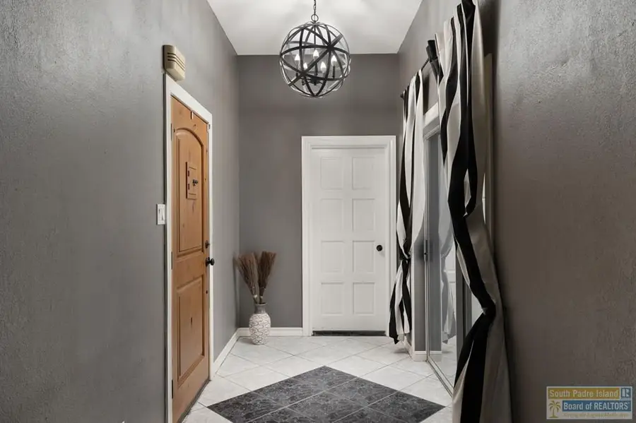 3508 Plazas Del Lago Dr., Edinburg, TX 78539 - Image #3