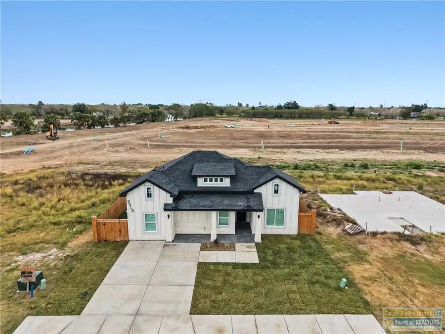 2413 Calle Moreno, Brownsville, TX 78521 - #2