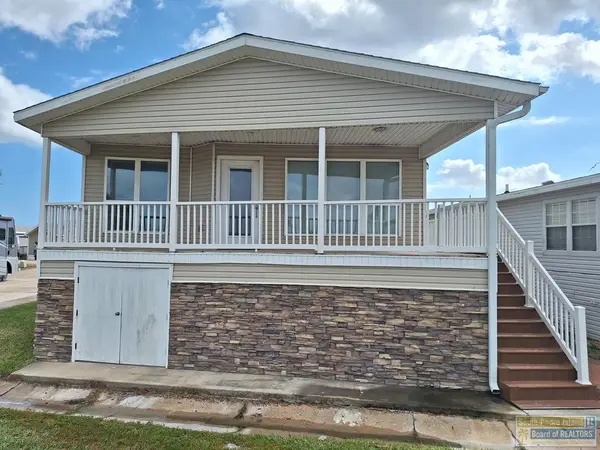 576 Sand Dollar Dr, Port Isabel, TX 78578