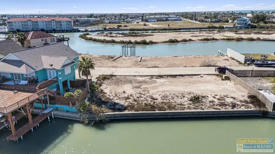 1513 Harbor Island Dr., Port Isabel, TX 78578 - #3