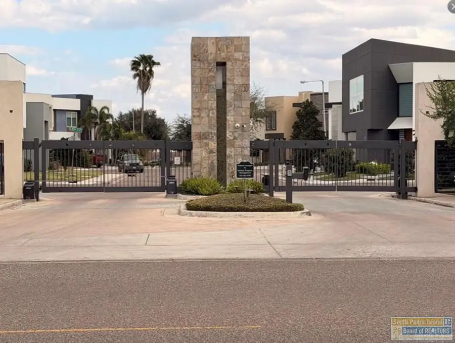 2404 S 43rd St., McAllen, TX 78503 - #2