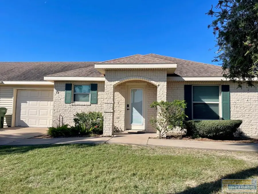 72 Bethpage Dr., Laguna Vista, TX 78578 - #2