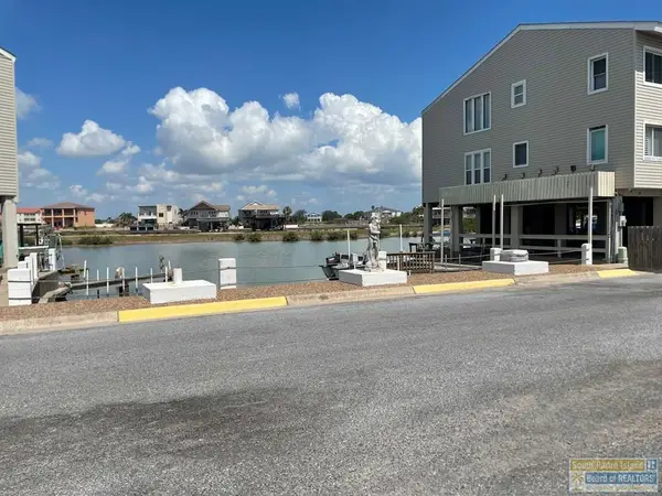401 Island Ave. #64A, Port Isabel, TX 78578