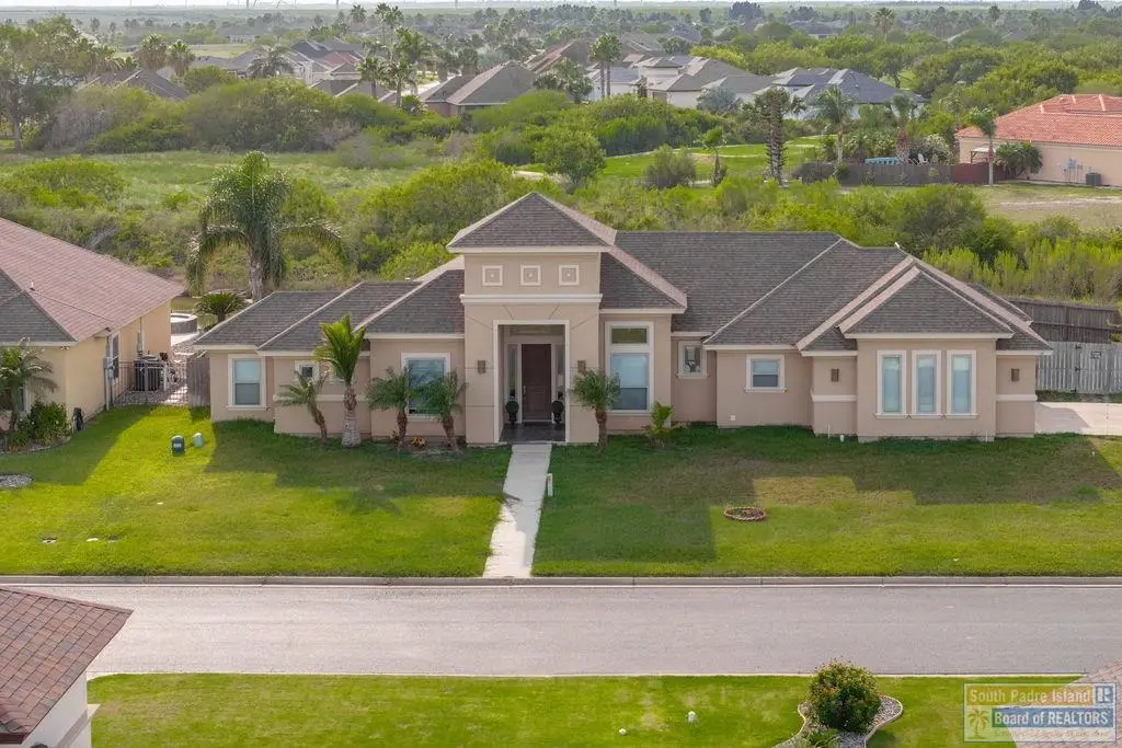 26 Bethpage Dr., Laguna Vista, TX 78578 - #1