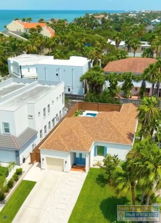 210 W Acapulco St., South Padre Island, TX 78597