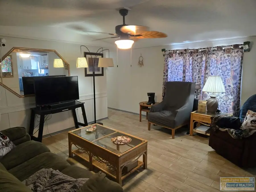 822 Pompano Ave., Port Isabel, TX 78578 - #2