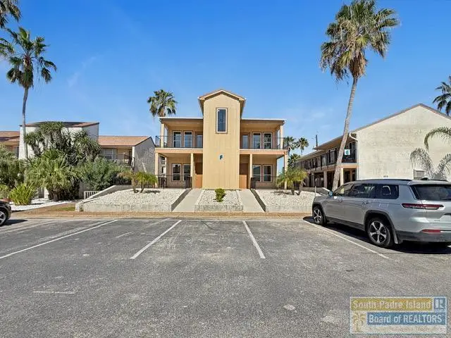 205 W Kingfish St. #B, South Padre Island, TX 78597 - #2