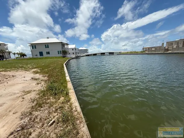 408 Shore Dr., South Padre Island, TX 78597