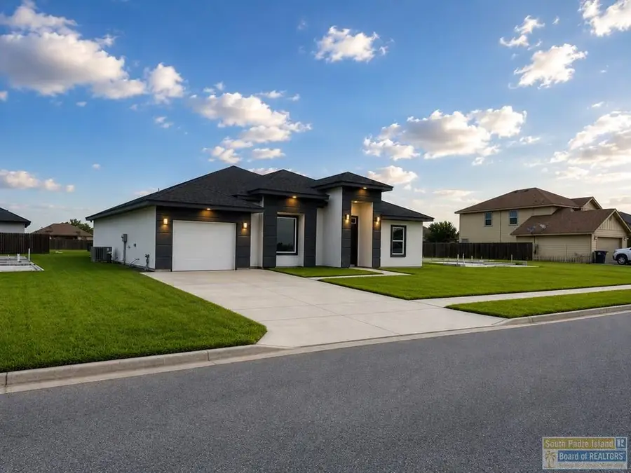 8806 Albatross St., Harlingen, TX 78552 - #3