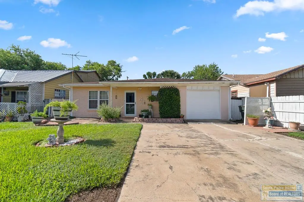 319 W Taft Ave, Harlingen, TX 78550 - #1
