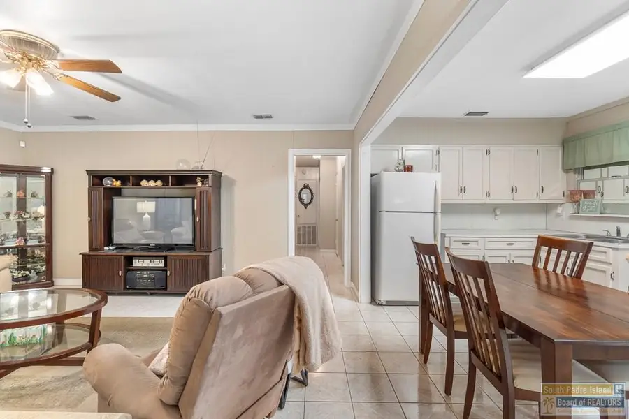 319 W Taft Ave, Harlingen, TX 78550 - #2