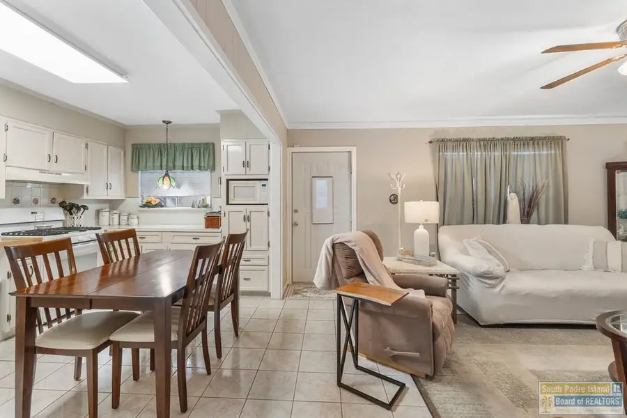 319 W Taft Ave, Harlingen, TX 78550 - #3