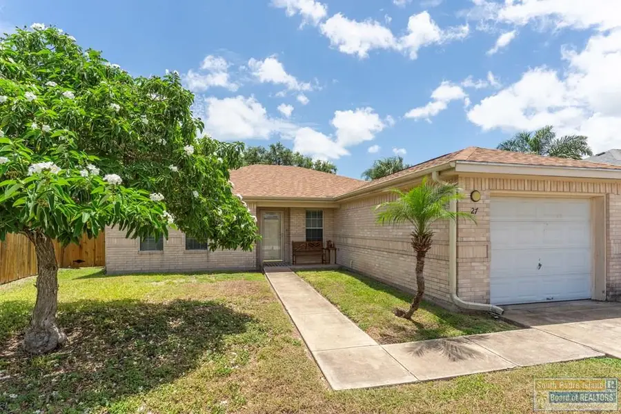 27 Lakewood Dr., Laguna Vista, TX 78578 - #2