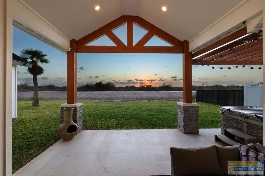 124 Torrey Pines Dr., Laguna Vista, TX 78578 - #2